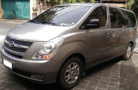 Selling Hyundai Grand Starex 2014
