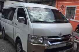 Selling White Toyota Hiace Super Grandia 2017 