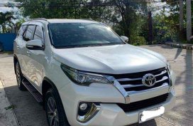 2017 Toyota Fortuner V 4x4  Suv 