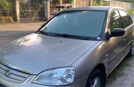 Silver Honda Civic 2001