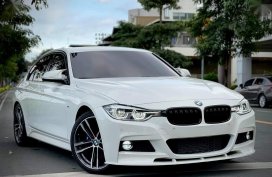Selling White BMW 320D 2019 