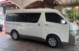 White 2008 Toyota Hiace Super Grandia Van second hand for sale