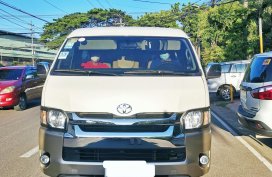 2015 Toyota Grandia with Miasco Tourist Transport franchise