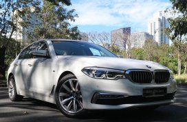 Sell White 2019 BMW 520I 