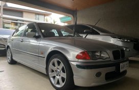 Silver BMW E46 1999