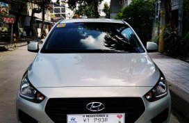 Hot deal alert! 2020 Hyundai Reina 1.4 GL MT (w/ Apple Carplay/Android Auto) for sale at 