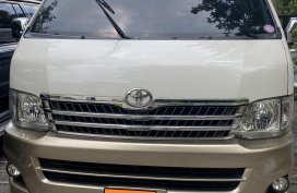 For Sale : 2013 Toyota Hiace Super Grandia Fabric 2.8 AT in Pearlwhite