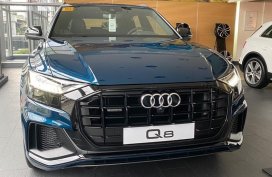 Selling Blue 2020 Audi Q8 SUV / Crossover affordable price