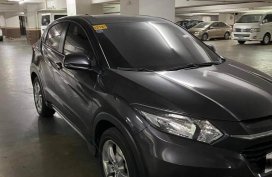 Selling Honda Hr-V 2017