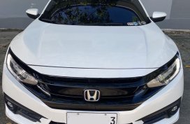 Selling White Honda Civic 2021 in Parañaque