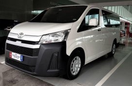 Selling White Toyota Hiace 2020 in Las Piñas
