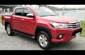 Selling Toyota Hilux 2020 at 33000 in Parañaque