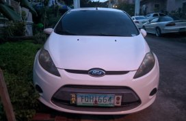 Sell 2012 Ford Fiesta  1.5L Trend AT in White