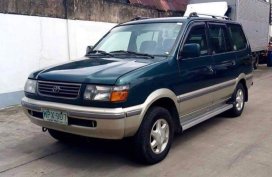 Green Toyota Revo 2000 for sale in Valenzuela