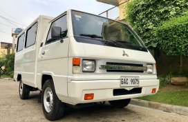 Selling White Mitsubishi L300 2017 in Cebu