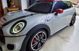 Sell Silver 2020 Mini Cooper in Valenzuela