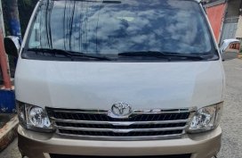Used 2013 Toyota Hiace Super Grandia  for sale in good condition