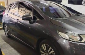 Selling Silver Honda Jazz 2016 in Dasmariñas