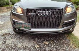 Selling Grey Audi Q7 2009 in Cainta