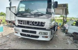 2006 Isuzu trucktor head 6w
