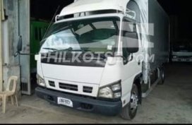 Isuzu wingvan 14ft