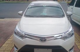 Pearl White Toyota Vios 2017 for sale in Caloocan