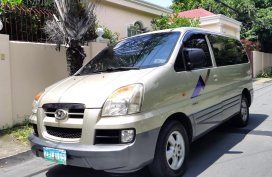Silver Hyundai Starex 2005 for sale in Automatic