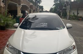 Selling used 2014 Honda City  1.5 VX+ Navi CVT in Pearlwhite
