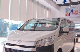 Hot deal! Get this 2021 Toyota Hiace  Commuter Deluxe 
