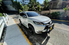 Sell Pearl White 2017 Mitsubishi Montero in Quezon City