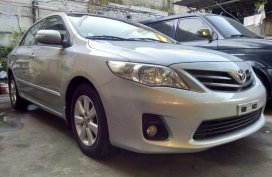 Selling Silver Toyota Corolla altis 2012 in Quezon City