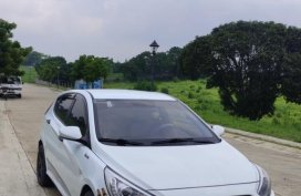 Selling Pearl White Hyundai Accent 2016 in Pasay