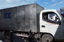 Selling Silver Foton Tornado 2012 in Manila