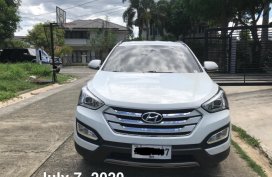 Selling 2015 Hyundai Santa Fe 2.2 CRDi GLS 4x2 AT in White