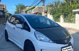 Sell White 2013 Honda Jazz in Marikina