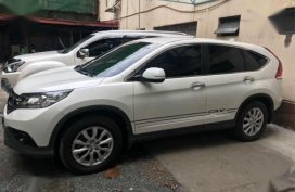 White Honda CR-V 2015 for sale in Quezon