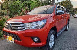 Selling Orange Toyota Hilux 2020 in Imus