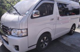 Pearl White Toyota Hiace Super Grandia 2015 for sale in Quezon 
