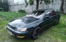 Selling Black Toyota Corona 1995 in Caloocan