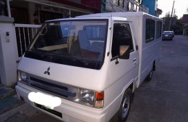 Pearl White Mitsubishi L300 2010 for sale in Manual