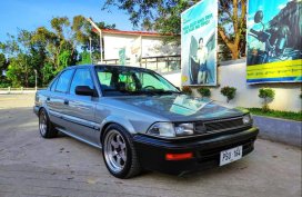 Selling Silver Toyota Corolla 1990 in Manila
