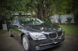 Selling Black BMW 7 Series 2012 in Makati