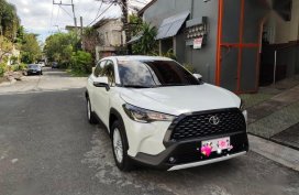 Pearl White Toyota Corolla Cross 2021 for sale in Cainta