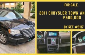 Selling Black Chrysler Town And Country 2011 in Caloocan