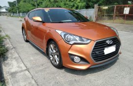 Selling Orange Hyundai Veloster 2017 in Muntinlupa