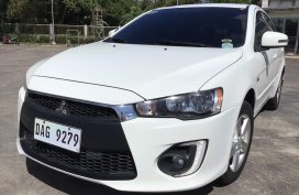 Pearl White Mitsubishi Lancer 2017 for sale in Lucena