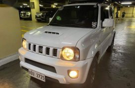 Selling Pearl White Suzuki Jimny 2016 in Manila