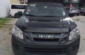 Sell Black 2017 Isuzu D-Max in Quezon City
