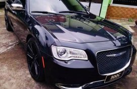 Grey Chrysler 300c 2015 for sale 