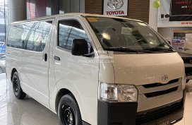 NEW YEAR, NEW CAR PROMO! BRAND NEW 2022 TOYOTA HIACE COMMUTER 3.0L DSL MT FOR ONLY 97K DP! SALE!